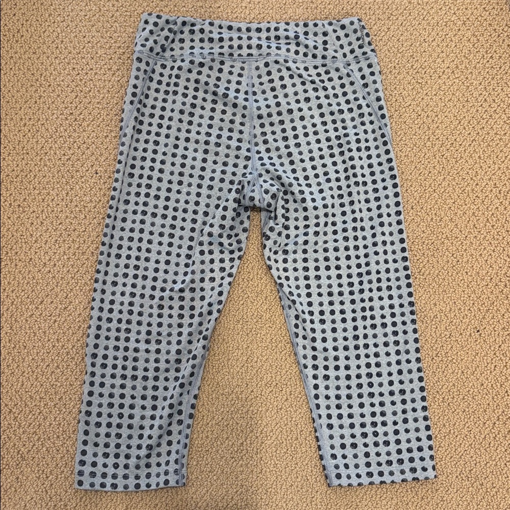 The North Face Gray and Black Polka Dot Leggings, Flash Dry, new condition - Picture 4 of 5